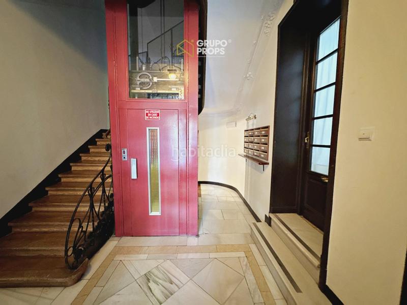 Foto 2733eb0c-d26d-4341-b514-e5c3665653d1. Piso inmueble en chamberí calle de manuel silvela en Madrid