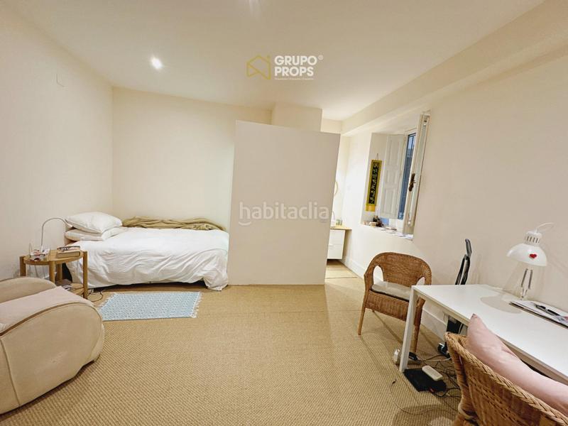 Foto 30b7990f-bdb7-470c-b5d6-9d873609c75b. Piso inmueble en chamberí calle de manuel silvela en Madrid