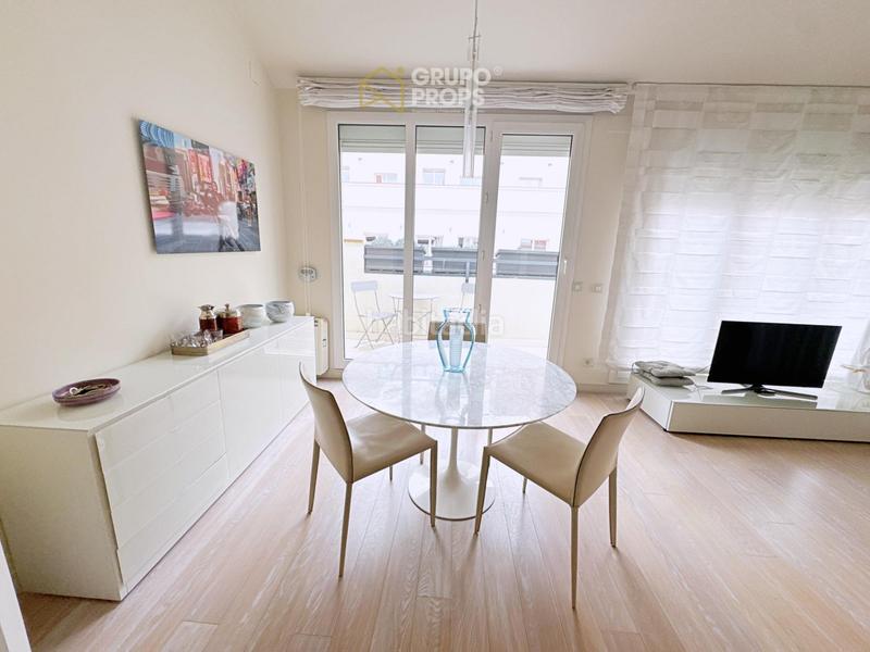 Foto 59d63fbb-c91b-43cf-8c19-a5c304bc60c4. Lloguer apartament amb calefacció a Cortes-Huertas Madrid