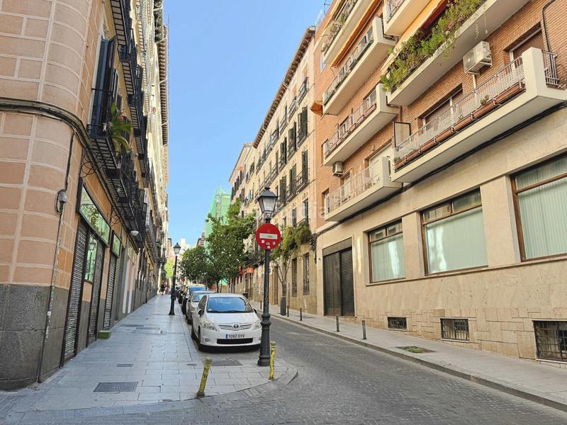 Foto 0e6cf9c4-2974-43a8-968b-37e92eb2ed19. Piso venta de piso en malasaña en Universidad-Malasaña Madrid