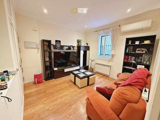 Pis a Trafalgar. Encantador piso reformado junto a plaza de olavide