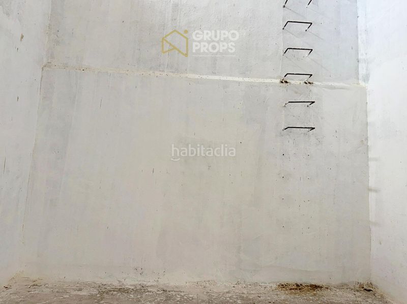 Foto 381a2bdf-600c-43c6-8cd5-8dfbddd2d0ed. Nau industrial a Las Aves Aranjuez