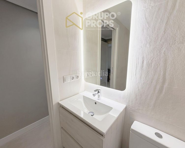 Foto c09d1ec8-e552-4cf1-9055-63bb3cc68f23. Apartament a Trafalgar Madrid