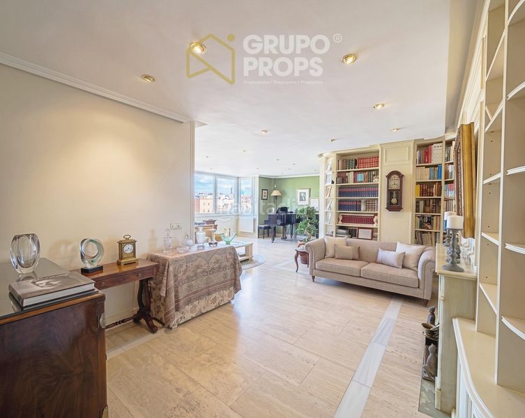 Foto ce574d5e-2179-4fbe-b021-e4e8233f8985. Apartament a Trafalgar Madrid