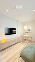Apartment in Cuatro Caminos - Azca