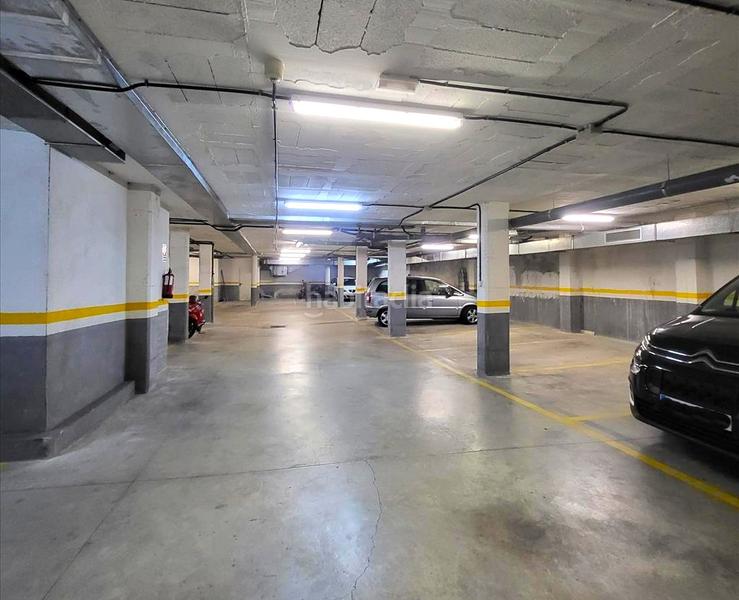 Foto 2ec4b993-6a35-4361-b23a-5c6b48fa178d. Car parking in Ca n´Oriol Rubí