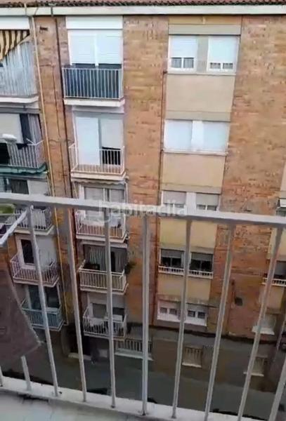 Foto 5280917e-b9e8-46f2-b2b5-d93ff45db53e. Appartement dans carrer de núria dans La Maurina Terrassa