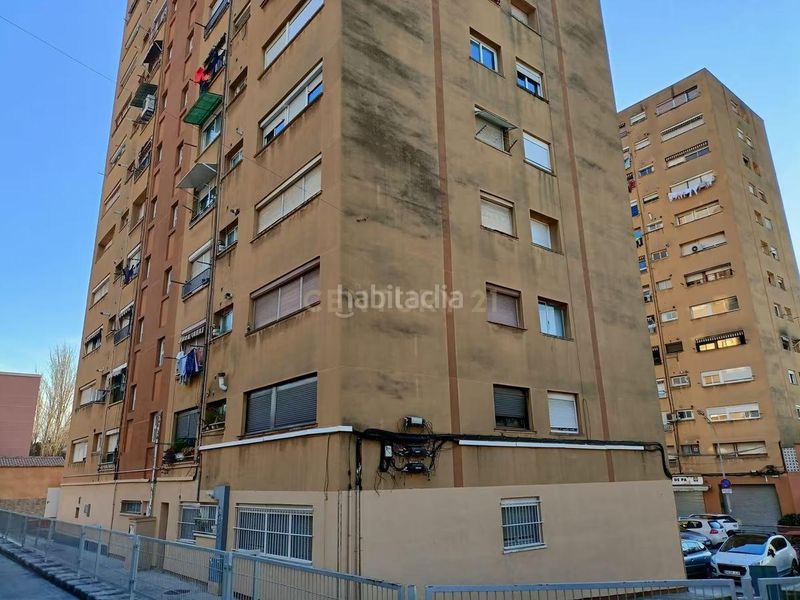 Foto 762ae6f3-cd9c-4258-b2da-07492e24cde2. Apartamento en grup vint-i-cinc de setembre invierte en un piso alquilado en Rubí