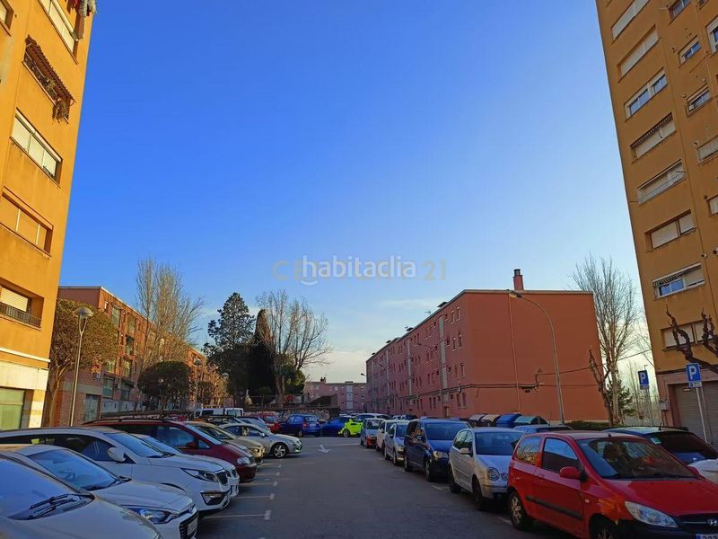 Foto 76900418-3ab1-47ad-980a-987f237f7b28. Apartamento en grup vint-i-cinc de setembre invierte en un piso alquilado en Rubí