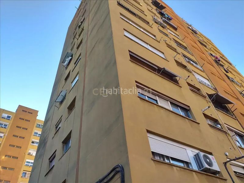 Foto bf801ed7-7426-41ad-bbfd-abc0179f9967. Apartamento en grup vint-i-cinc de setembre invierte en un piso alquilado en Rubí