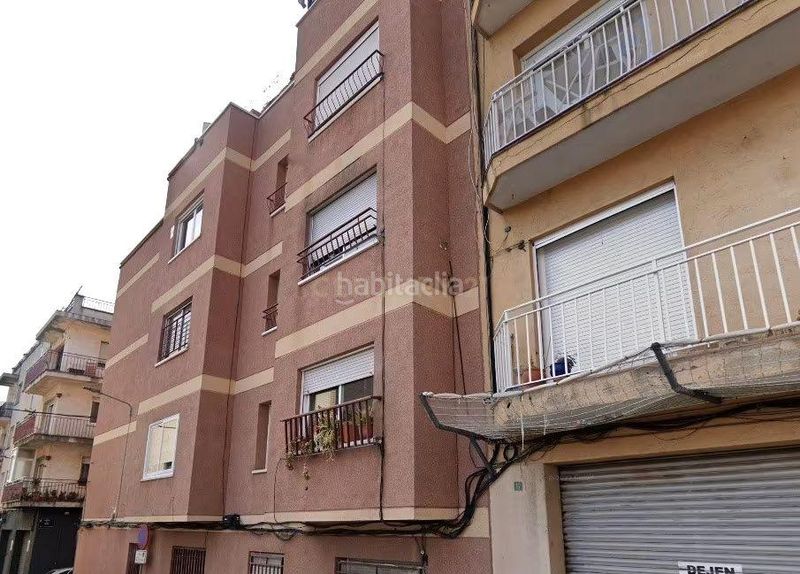 Foto e4229c68-7d2f-4e70-95a3-b5faefc08af4. Apartamento en grup vint-i-cinc de setembre invierte en un piso alquilado en Rubí