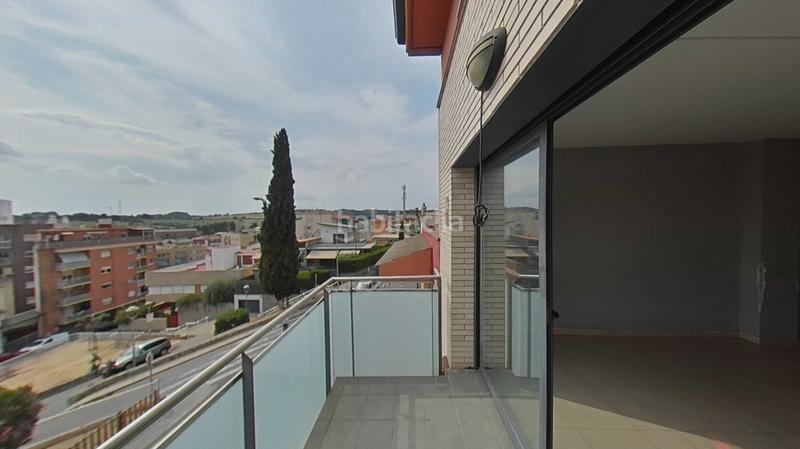 Foto 0d8bca55-e57e-4062-a276-66cc80baf8d4. Apartament a carrasco i formiguera a La Serreta Rubí