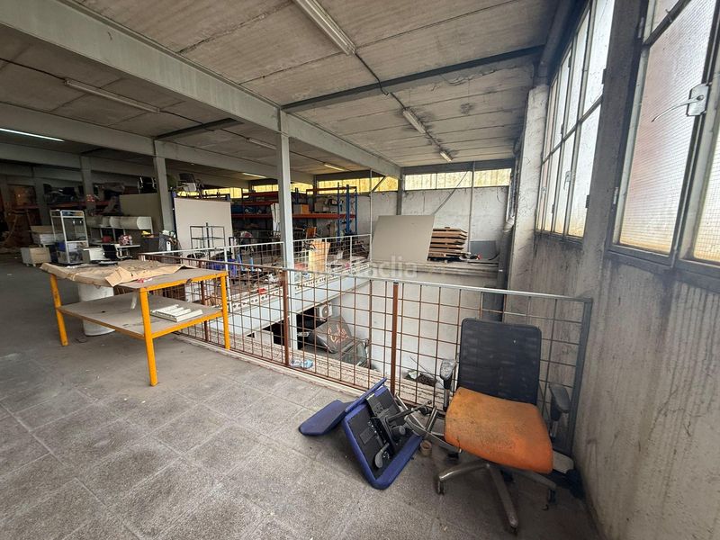 Foto 3d21eb0e-ba0b-4d83-9456-272ab3501947. Nau industrial a Zona Industrial Ripollet