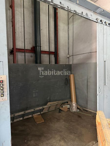 Foto 9bfe090b-ec11-437b-aeda-6c5f86f47f6f. Nau industrial a Zona Industrial Ripollet