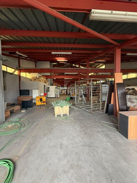 Foto d121f13d-019a-429f-80b6-251564660f1d. Nau industrial a Zona Industrial Ripollet