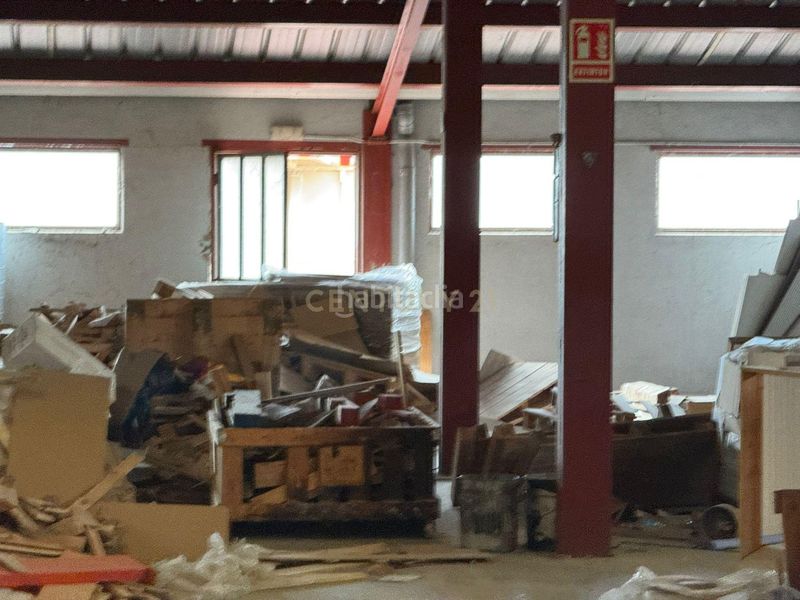 Foto dd6924ea-cca4-4995-bfcf-2965ce0576bb. Nau industrial a Zona Industrial Ripollet