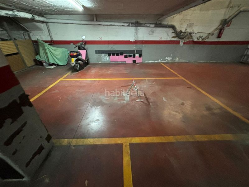 Foto 741fa483-e88e-4ca0-b0f8-11cd0b8368c3. Aparcament cotxe a carrer de casp a Ca n´Oriol Rubí