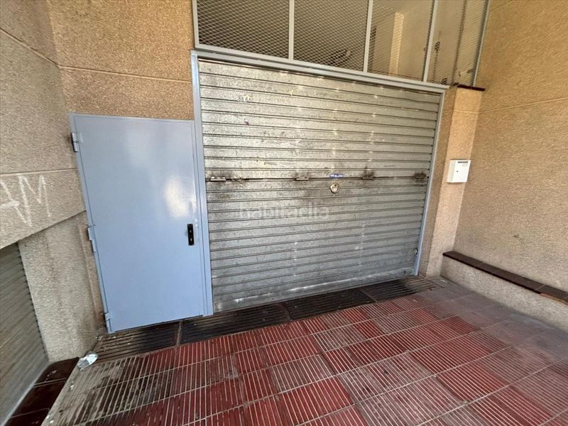 Foto a0e39ca1-0951-48e5-be3e-c4d6bff76230. Aparcament cotxe a carrer de casp a Ca n´Oriol Rubí