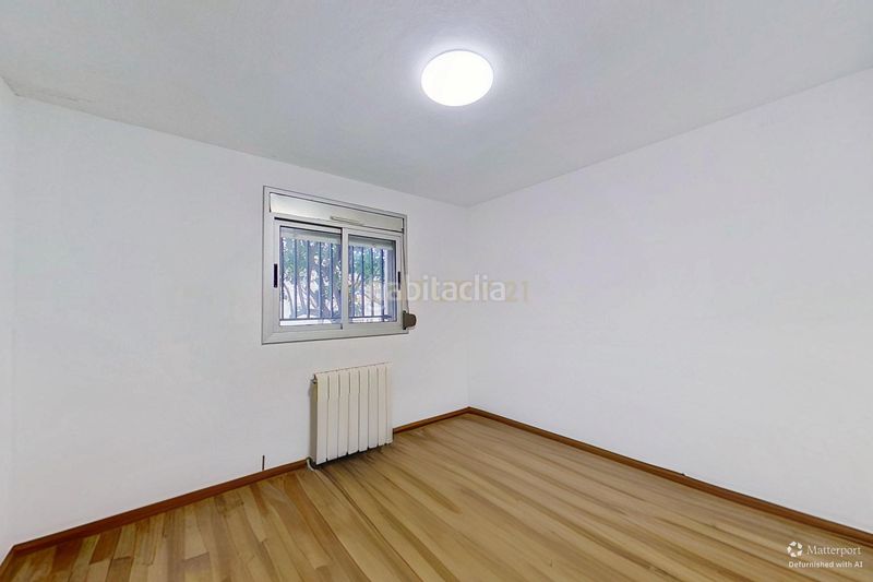 Foto 10e23ad1-a810-41bd-b0ee-a6fe062642de. Pis a Els Merinals Sabadell