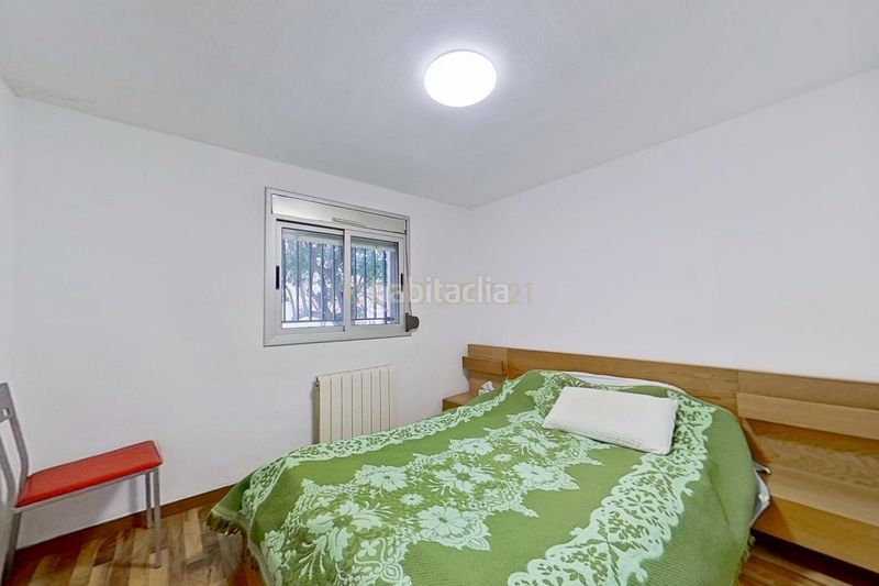 Foto c090f40d-d559-4465-9b25-3eb91f3702e9. Pis a Els Merinals Sabadell