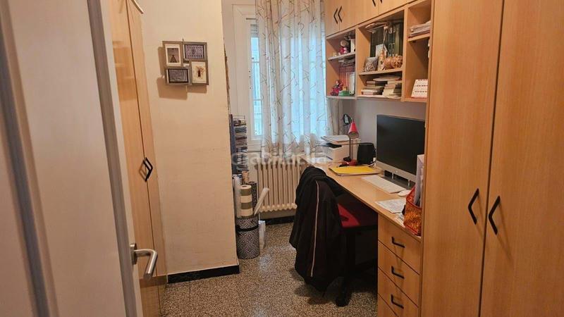 Foto e2e32b10-883d-4b24-8437-2f3f171e2c78. Edificio en Polinyà