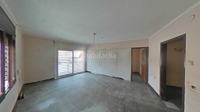 Foto 0a009c98-12de-4ded-bc0f-2dcf3276edc3. Pis a Santa Perpètua de Mogoda