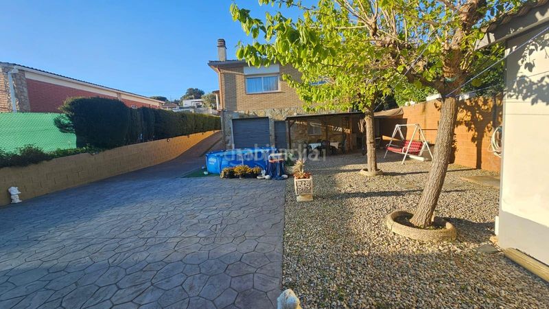 Foto 8750f41d-1a3e-4e1d-b98d-5e127bd0bfda. Casa a Aiguaviva Parc Vidreres