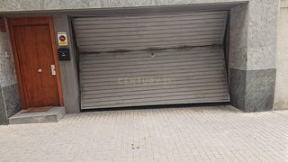 Aparcament cotxe a Montcada Centre - La Ribera