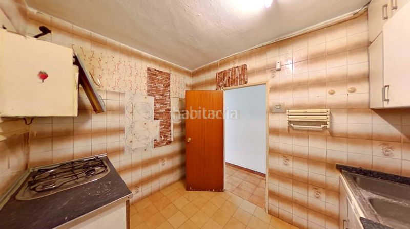 Foto c0445227-93c4-4625-99c9-5c64cdcb7199. Pis a Can Clos-Pinetons Ripollet