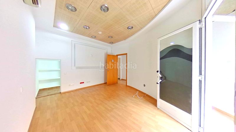 Foto 18705d3e-27ab-41c9-86ff-d36f1327bfb7. Local comercial a Can Rull Sabadell