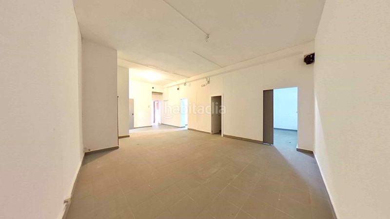 Foto d441e6c9-8cf2-4c53-920e-b4b02c0d3f09. Local comercial a Can Rull Sabadell