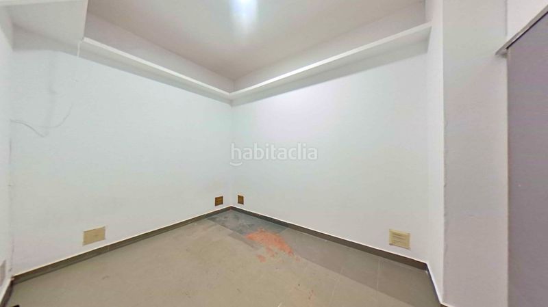 Foto dbadce4c-b79f-44ae-8042-ebcaa08fceb0. Local comercial a Can Rull Sabadell