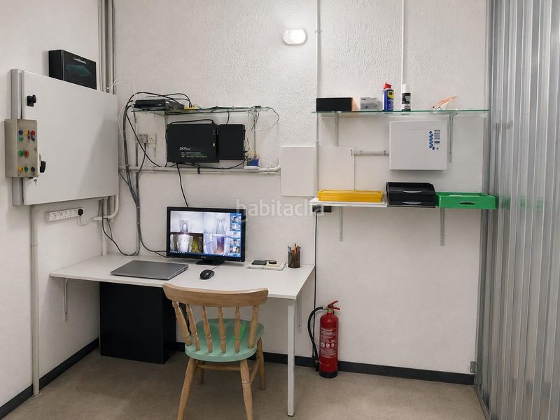 Foto c7101e23-93a3-42f1-b0a7-11c375ad9e39. Local comercial a Son Roca Palma de Mallorca