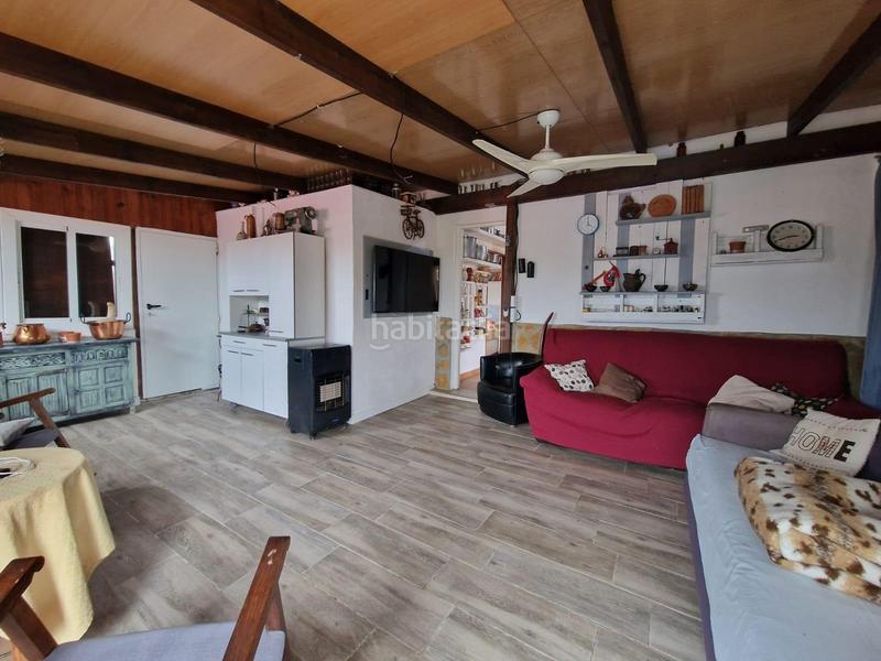 Foto f0bcb233-b41d-46f2-80d6-011181bbee47. Rent country house with parking in Muro