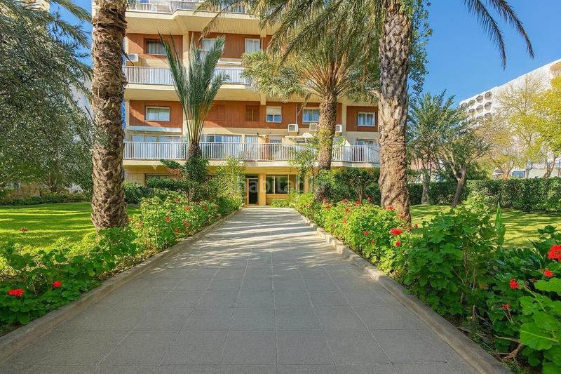 Foto 0c136453-9fac-40f6-9b45-64f37560ba2f. Duplex in Magaluf Calvià