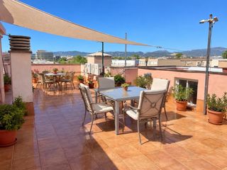 Duplex  Calle bartomeu calatayud. Piso de 90 m2 con terraza privada de 90 m2, estancia independien