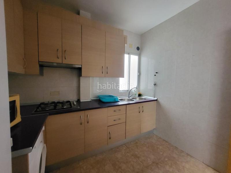 Foto 65037899-a4d6-4c5d-944c-b49b84438d1d. Alquiler piso se alquila piso en el zapillo para estudiantes y profesores en Almería