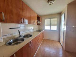Appartement en Ciudad Jardn - Tagarete - El Zapillo. Se vende piso de 3 habitaciones en zona  tagarete