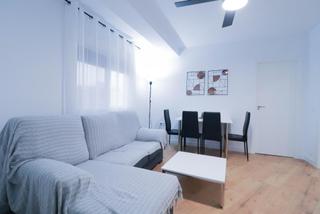 Location Appartement à Plaza de Toros - Santa Rita. Estupendo piso recién reformado disponible de septiembre a junio