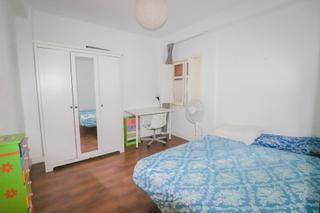 Location Appartement à Ciudad Jardín - Tagarete - El Zapillo. Estupendo piso en el zapillo para temporada escolar