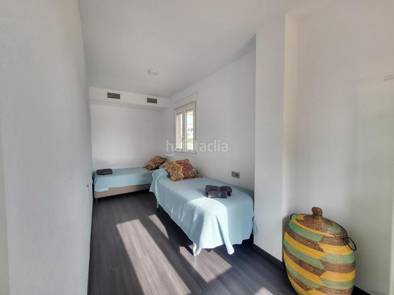 Foto f69e99f8-e568-4f37-90df-077a8ce0e79b. Alquiler piso se alquila piso de 3 habitaciones temporada escolar en El Toyo en Almería