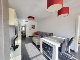Location Appartement à El Toyo. Se alquila piso de 3 habitaciones temporada escolar  en el toyo