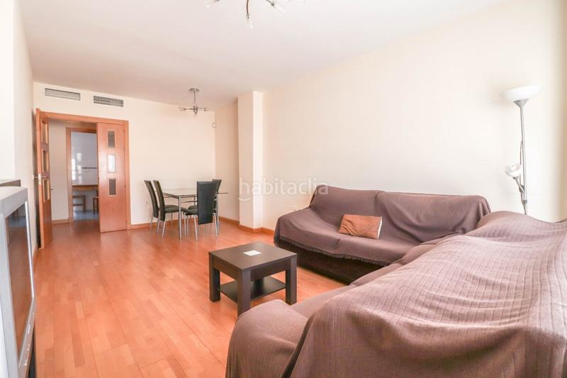 Foto d74cee90-fee0-4965-8533-f74679387c54. Alquiler piso estupendo piso para estudiantes en El Ingenio Almería