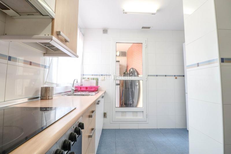 Foto c3f77ab0-3aae-4c13-9f37-32a512590115. Rent flat with pool in El Ingenio Almería