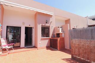 Casa adossada a El Toyo. Oportunidad! casa de planta baja adosada en residencial del toyo