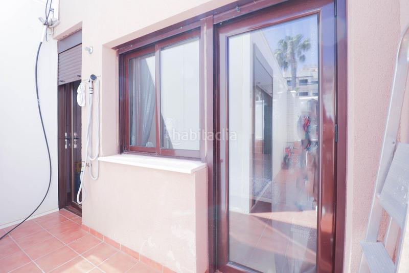 Foto c45d4d0c-ae2d-4dd8-a5f7-1236fd1540bd. Casa adossada amb aparcament piscina a El Toyo Almería