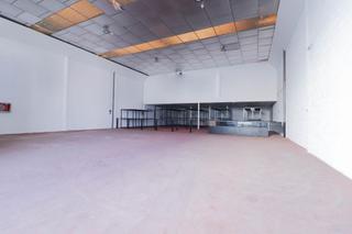 Bâtiment à usage industriel à Viator. Nave industrial en venta en huércal de almería  polígono de la j