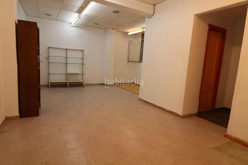 Foto 917bb272-bb13-4ce3-aad7-903857a1edc9. Alquiler local comercial  en alquiler en calzada de castro en Almería