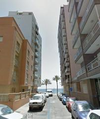 Location Appartement à Ciudad Jardín - Tagarete - El Zapillo. Se alquila piso al lado de paseo maritimo  zapillo