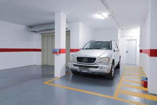 Parking coche en Plaza de Toros - Santa Rita. Venta de plaza de garaje en el centro de almería!